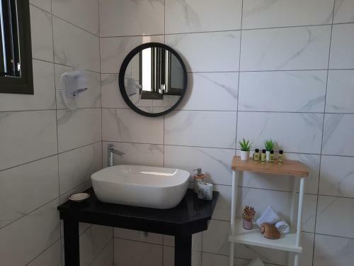 Freesia Grand Sea View Apartment