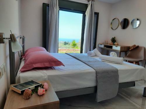 Freesia Grand Sea View Apartment