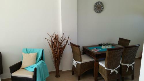 Holiday House C2