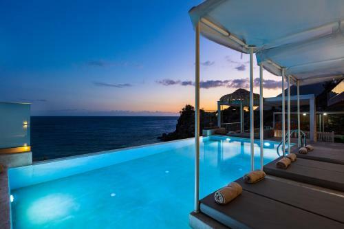 Fotinari Villas