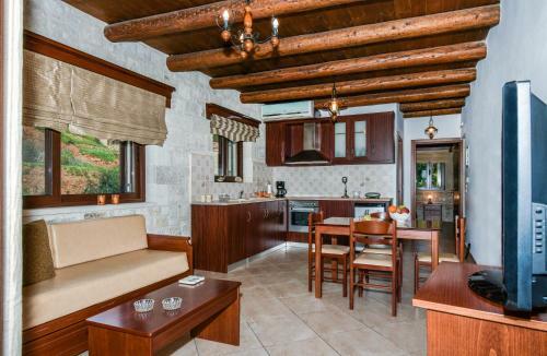Ariadni Apartments
