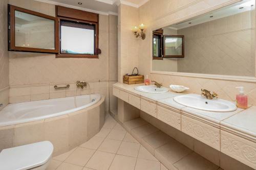Apartamento Suite Acropolis Serres Next To Center