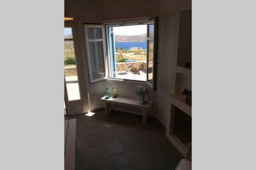 Sea Breeze Serifos