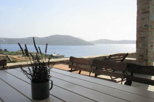 Sea Breeze Serifos