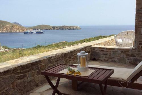 Sea Breeze Serifos