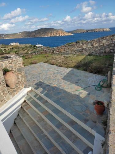 Sea Breeze Serifos