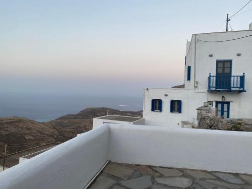 Traditional House ?view To The Aegean Sea?