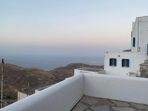 Traditional House ?view To The Aegean Sea?