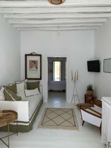 Serifos Olive