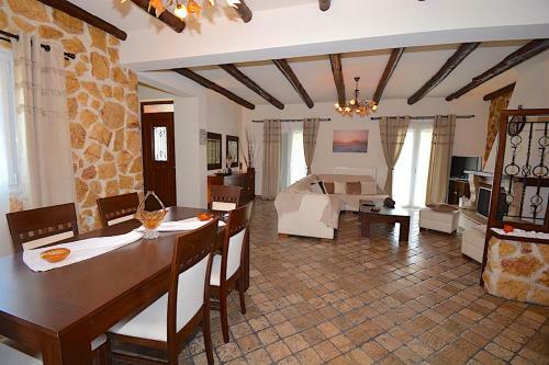 Villa Alex