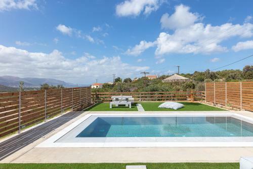 Carob Villas, An Eco-friendly Hideaway