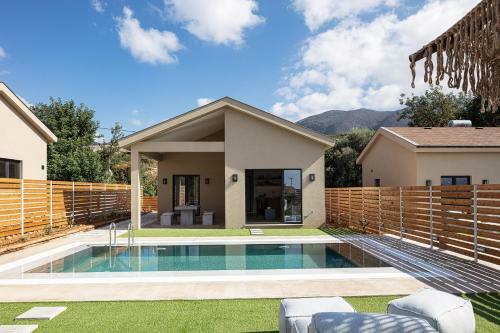 Carob Villas, An Eco-friendly Hideaway
