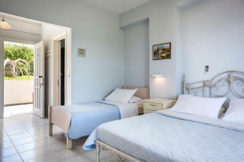 Panorama Fanari Studios And Apartments