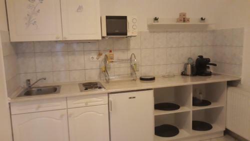 Balaton Apartmanh�z