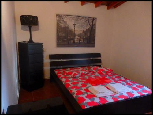 Andronikis House