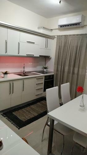 Lavim Apartments