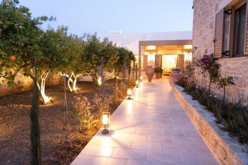 Cretan Rhapsody - Rustick Villa In S�va