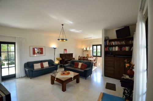 Knossos Palace Secluded Villa