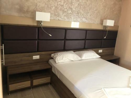 Hostal Villa Lemar