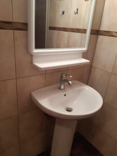 Hostal Dora Sarti
