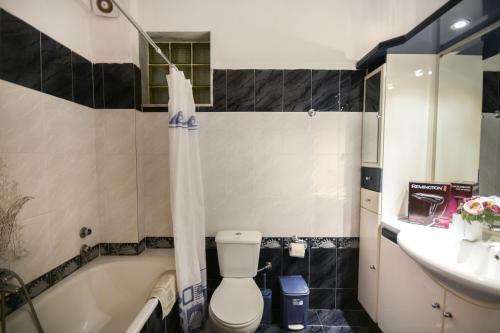Hostal Villasartios