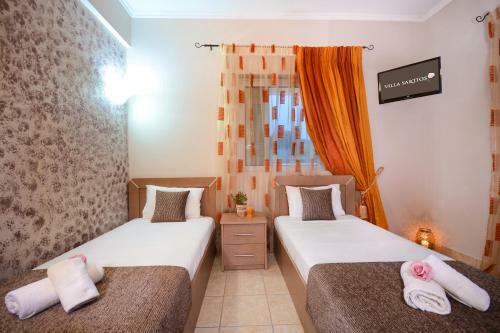 Hostal Villasartios