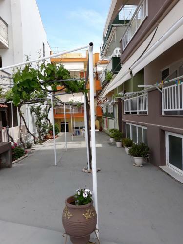 Hostal Villasartios