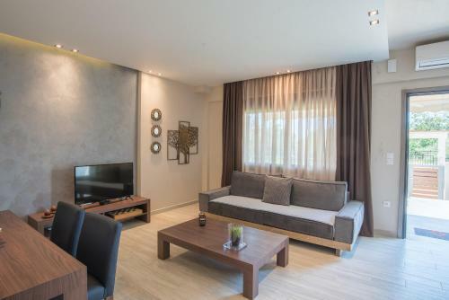 Quintessence Level Suites