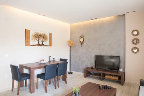 Quintessence Level Suites