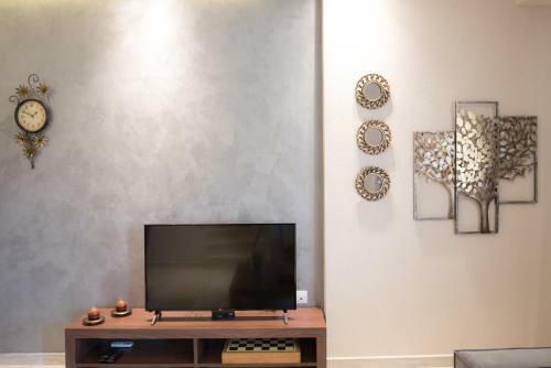 Quintessence Level Suites
