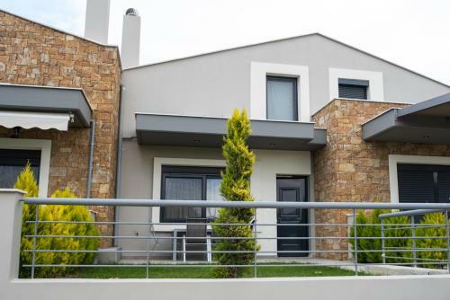 Quintessence Level Suites