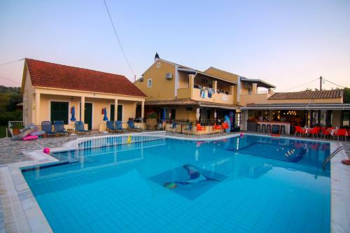 Sunshine Apartments