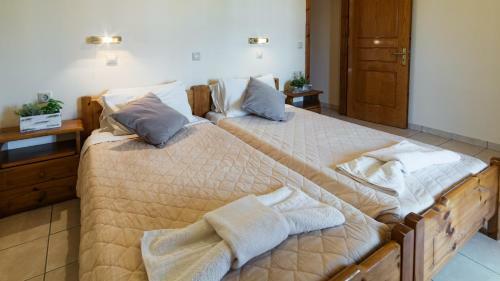 Spiros Apartments