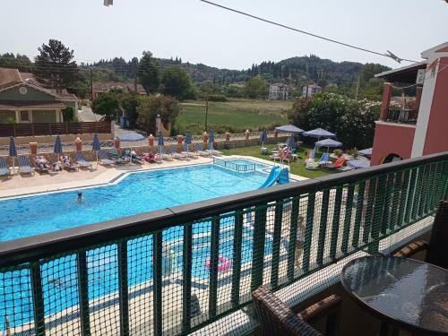 Spiros Apartments