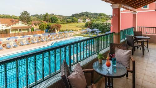 Spiros Apartments
