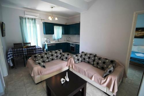 Sissy's Rose Garden Apartment