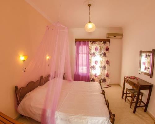 Aparthotel Takis Apartments