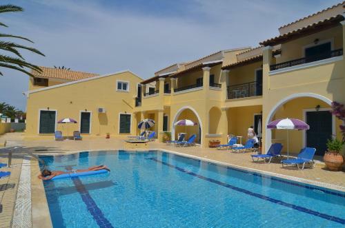 Clio Apartments
