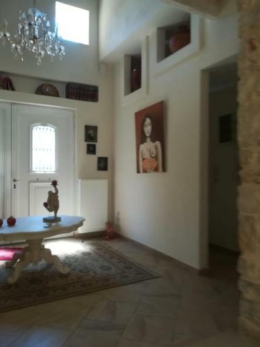 Olive House Traditional Villa With Pool