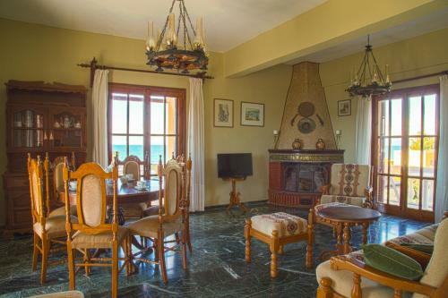 Ntoriseveline Beach House
