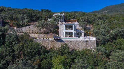Villa Anthelia-idyllic View And Private Access To The Sea