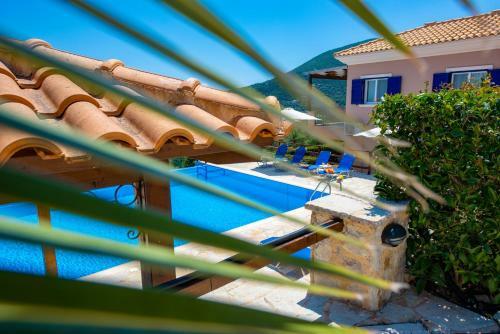 Villa Pegasus-cosy Modern Villa With Private Infinity Pool