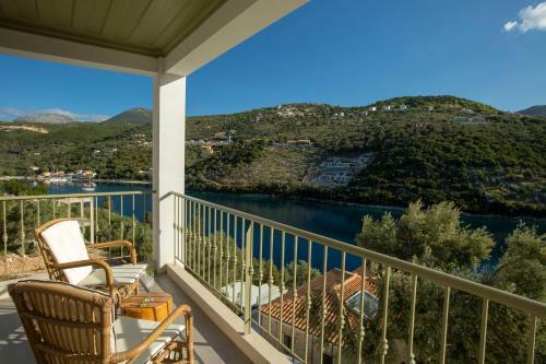 Villa Elanthy-new Luxury Villa With Private Sea Access