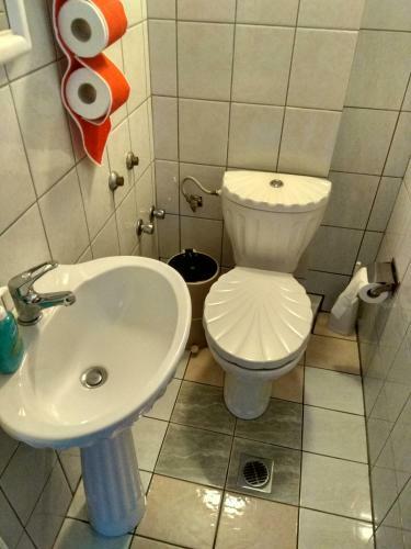 Leoni Apartment