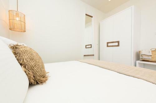 Konstantinou Deluxe Apartments