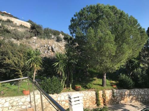 Villa Hioni