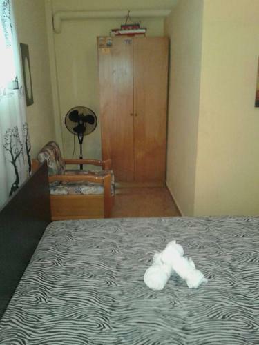 Gatos Apartment