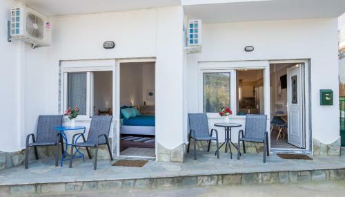 Doukas Apartments