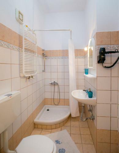 Doukas Apartments