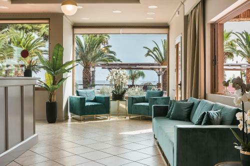 Makis Hotel
